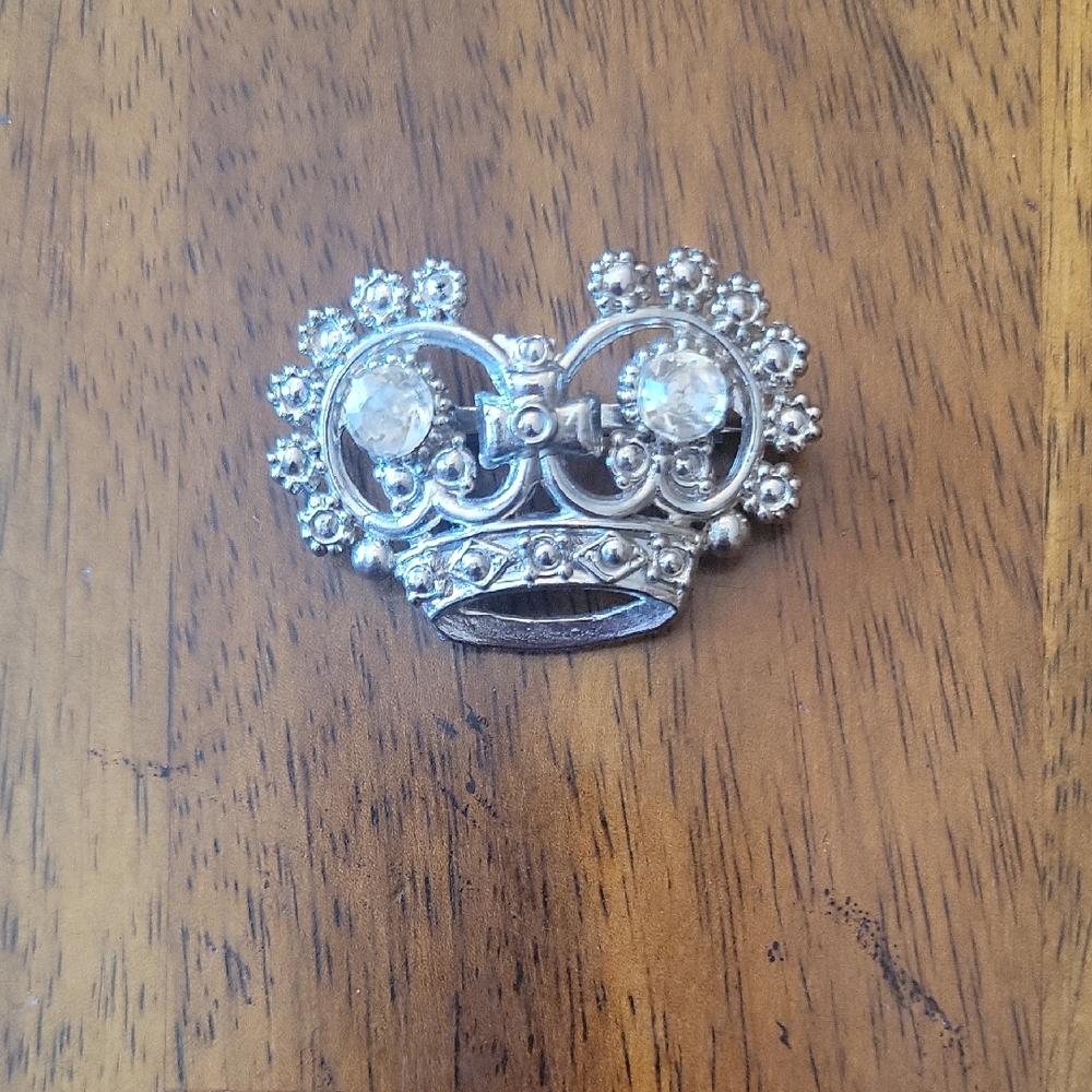 Vintage Silver Crown Brooch with Gem Accents